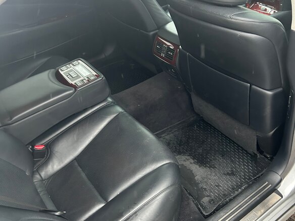 2007 Lexus LS Long 460 L IV, серый, 1700000 рублей - вид 5