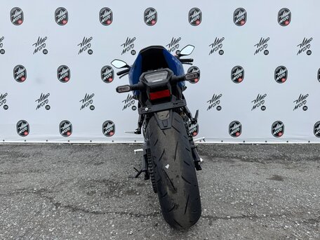 2024 Suzuki GSX-8R, синий, 940000 рублей, вид 4