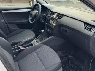2014 Skoda Octavia III (A7), белый, 800000 рублей, вид 5