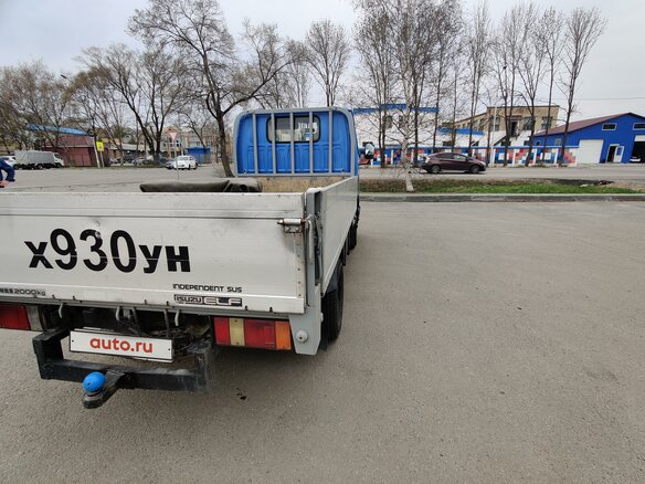 1993 Isuzu Elf (N-series), синий, 1500000 рублей - вид 5