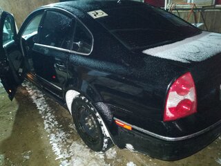 2001 Volkswagen Passat B5 Рестайлинг, чёрный, 370000 рублей, вид 4