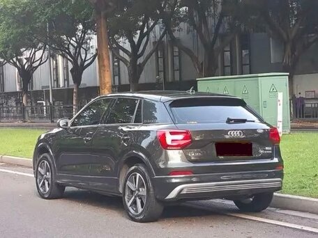 2020 Audi Q2 L e-tron I, чёрный, 1563000 рублей, вид 3