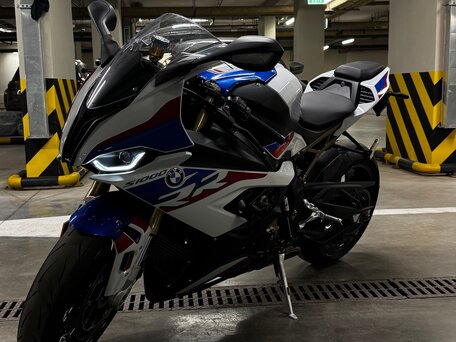 2020 BMW S 1000 RR, белый, 2430000 рублей, вид 4