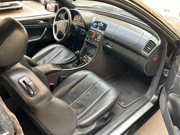 1999 Mercedes-Benz CLK-Класс 200 I (W208), чёрный, 800000 рублей - вид 13
