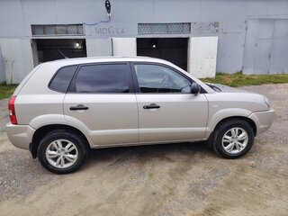 2008 Hyundai Tucson I, серебристый, 950000 рублей, вид 3