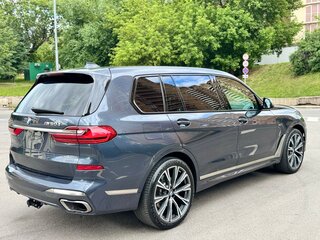 2019 BMW X7 M50d I (G07), серый, 7500000 рублей, вид 3