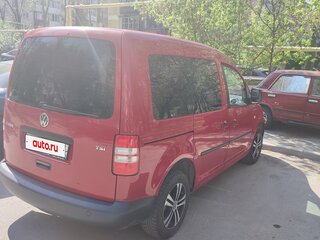 2011 Volkswagen Caddy III Рестайлинг, красный, 900000 рублей, вид 5