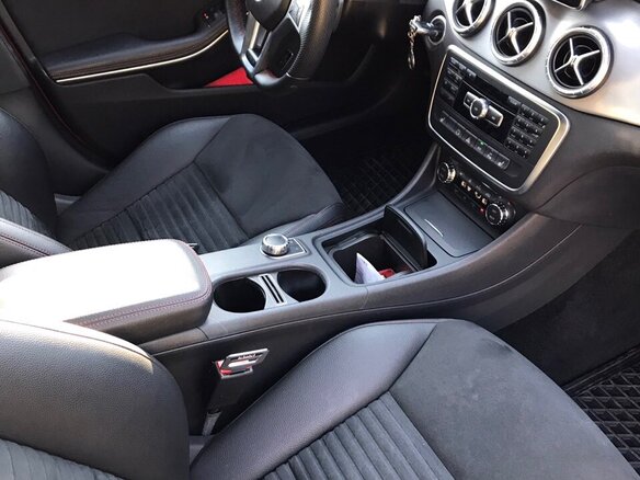 2014 Mercedes-Benz CLA 200 I (C117, X117), красный - вид 6