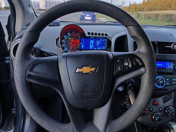 2013 Chevrolet Aveo II, серый, 700000 рублей - вид 12