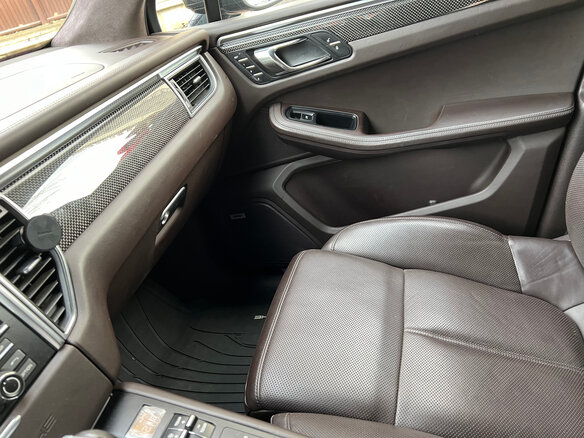 2015 Porsche Macan S Diesel I, чёрный, 3500000 рублей - вид 13