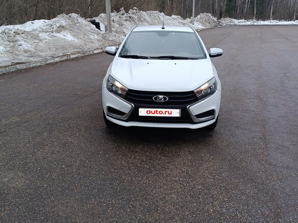 2017 Lada (ВАЗ) Vesta I, белый, 820000 рублей - вид 1