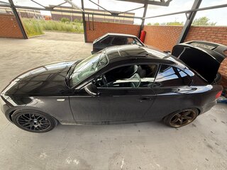 2008 BMW 1 серии 135i I (E81/E82/E87/E88) Рестайлинг, чёрный, 2550000 рублей, вид 4