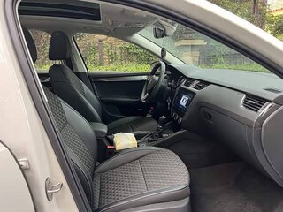 2020 Skoda Octavia Scout III (A7) Рестайлинг, белый, 1460000 рублей, вид 3
