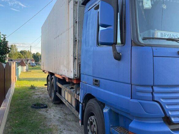 2002 Mercedes-Benz Actros, синий, 2800000 рублей - вид 2