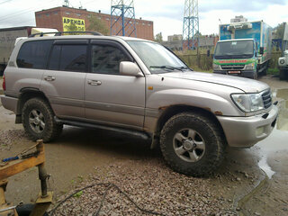 1999 Toyota Land Cruiser 100 Series, серебристый, 2000000 рублей, вид 4