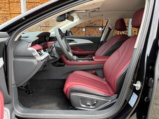 2025 Hongqi H5 II, чёрный, 3330000 рублей, вид 2