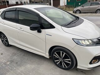 2017 Honda Fit III Рестайлинг, белый, 1670000 рублей, вид 3