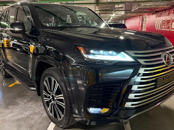 2026 Lexus LX 600 IV, чёрный, 20300000 рублей - вид 1