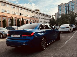 2021 BMW 3 серии 320i xDrive VII (G2x), синий, 4300000 рублей, вид 5