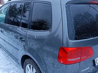 2012 Volkswagen Touran I Рестайлинг 2, серый, 1000000 рублей, вид 4