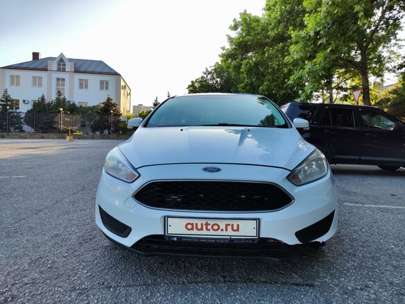 2017 Ford Focus III Рестайлинг, белый, 730000 рублей - вид 8