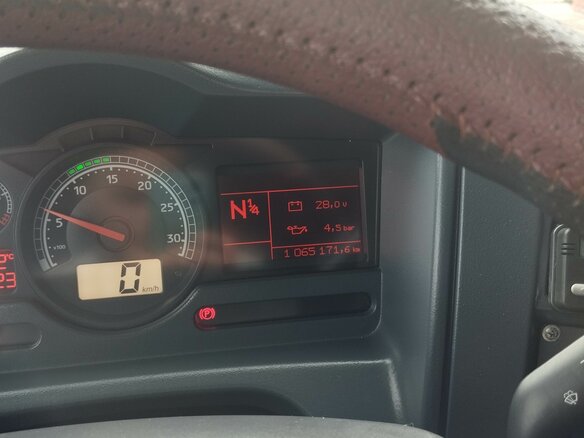 2011 Renault Premium, белый, 3000000 рублей - вид 26