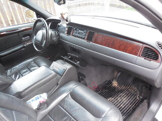 2003 Lincoln Town Car III, белый, 624770 рублей, вид 5
