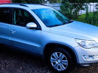 2010 Volkswagen Tiguan I, серебристый, 1000000 рублей, вид 5