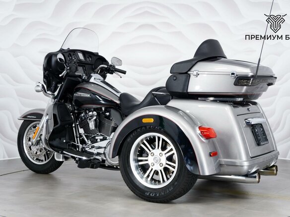 2016 Harley-Davidson Tri Glide, серебристый, 3499000 рублей - вид 7