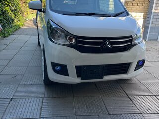 2018 Mitsubishi eK Wagon III Рестайлинг, белый, 770000 рублей, вид 2