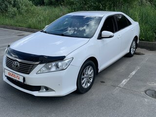 2013 Toyota Camry VII (XV50), белый, 1290000 рублей, вид 1