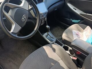 2012 Hyundai Solaris I, бежевый, 550000 рублей, вид 4