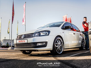 2015 Volkswagen Polo V Рестайлинг, белый, 1200000 рублей, вид 1