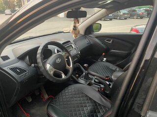 2011 Hyundai ix35 I, чёрный, 1030000 рублей, вид 4