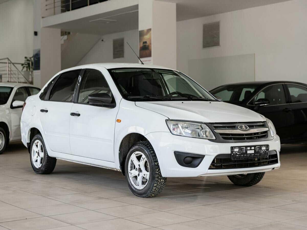 Открыть фотографии: Lada (ВАЗ) Granta I