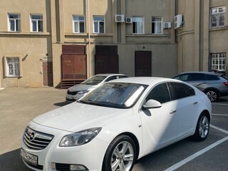 2011 Opel Insignia I, белый, 999999 рублей, вид 4