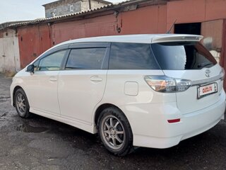 2016 Toyota Wish II Рестайлинг, белый, 1750000 рублей, вид 4