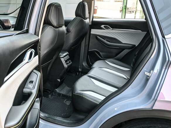 2023 Geely Coolray I Рестайлинг, фиолетовый - вид 10