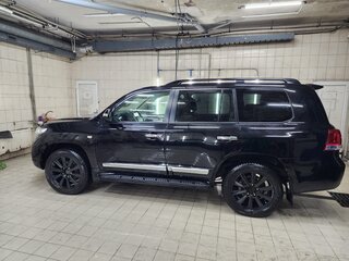 2010 Toyota Land Cruiser 200 Series, чёрный, 2900000 рублей, вид 5