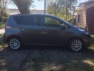 2014 Toyota Ractis II, коричневый, 1265000 рублей, вид 2