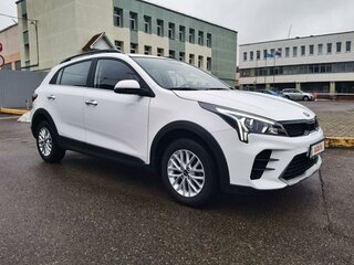 2021 Kia Rio X IV Рестайлинг, белый, 1620000 рублей, вид 5