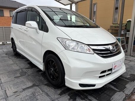 Honda Freed I Рестайлинг
