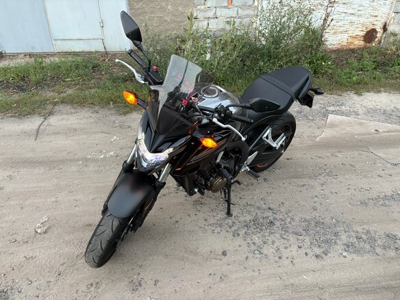 2017 Honda CB 650F, серый, 620000 рублей - вид 1