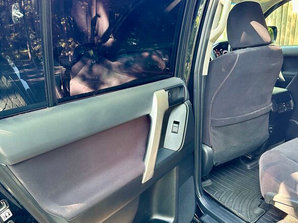 2019 Toyota Land Cruiser Prado 150 Series Рестайлинг 2, чёрный, 5050000 рублей - вид 34