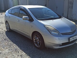 2008 Toyota Prius II Рестайлинг (XW20), серый, 760000 рублей, вид 4
