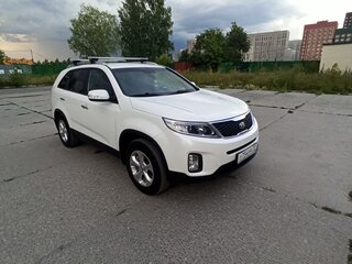 2020 Kia Sorento II Рестайлинг, белый, 2600000 рублей, вид 3