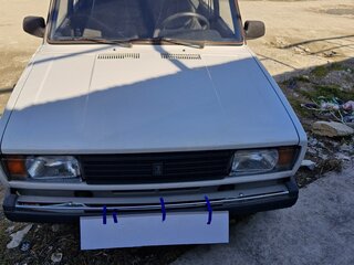 2010 Lada (ВАЗ) 2105, белый, 270000 рублей, вид 2