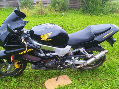 1999 Honda VTR 1000, чёрный, 210000 рублей, вид 1