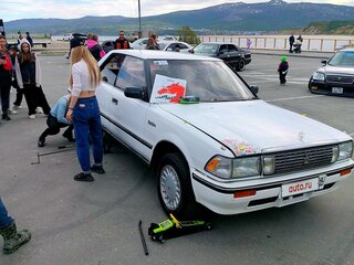 1990 Toyota Crown VIII (S130), белый, 600000 рублей, вид 5