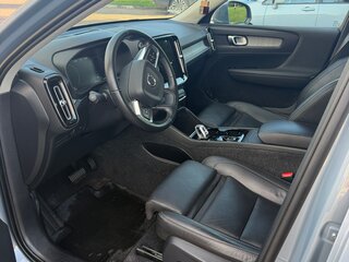 2021 Volvo XC40 I, серый, 3650000 рублей, вид 5